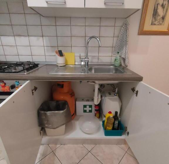 استودیوی استاندارد, The Nice Dreams Studio Apartment