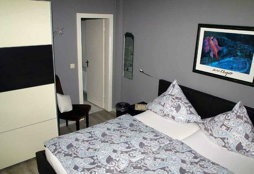 标准间, Pension Marion