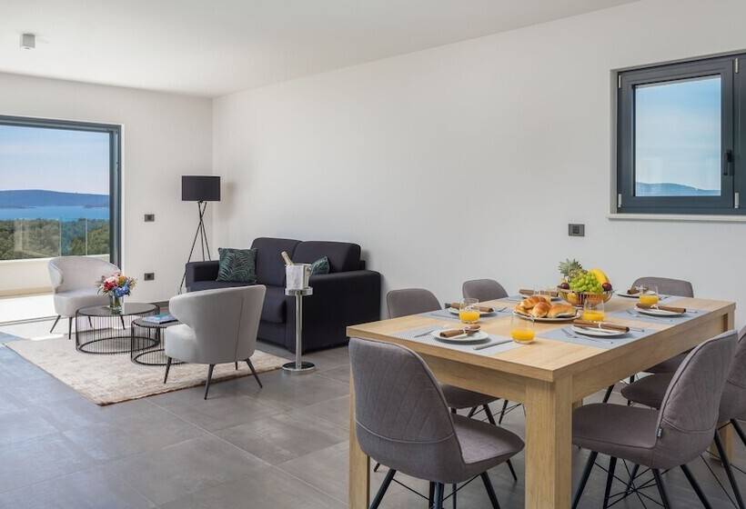 阁楼房, Villas Baotic