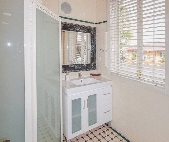 带3个卧室的别墅, Black Gold Motel