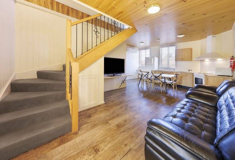 带3个卧室的别墅, Black Gold Motel