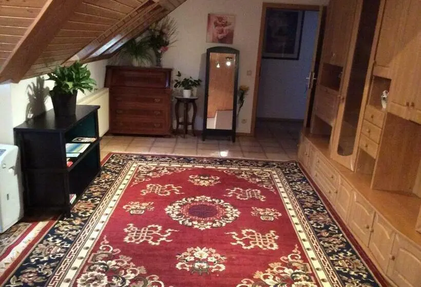 ２ベッドルームアパートメント, Mountain View Rooms