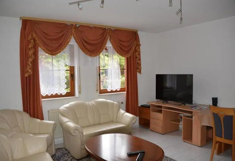 スイート, Mountain View Rooms