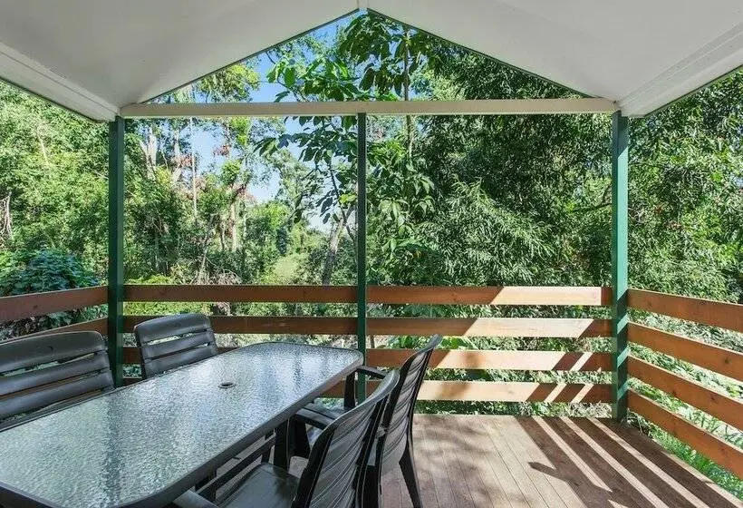 スーペリアー１ベッドルームビラ, Landsborough Holiday Park