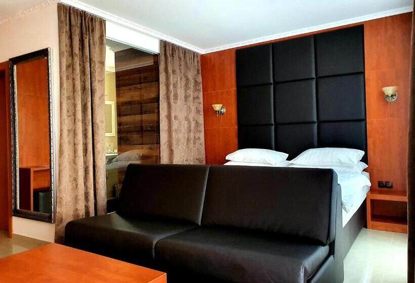 발코니 디럭스 룸, Boutique Hotel Bora & Villas Garamm