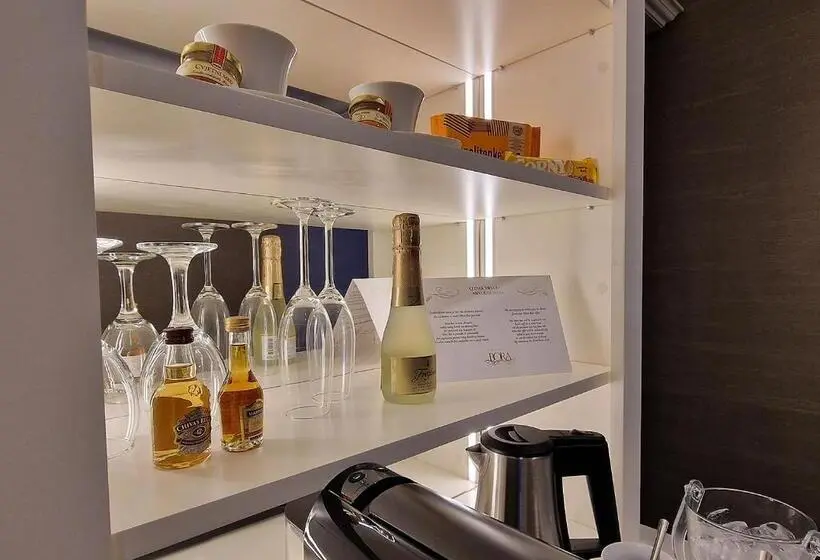 キングサイズベッドのデラックスルーム, Boutique Hotel Bora & Villas Garamm