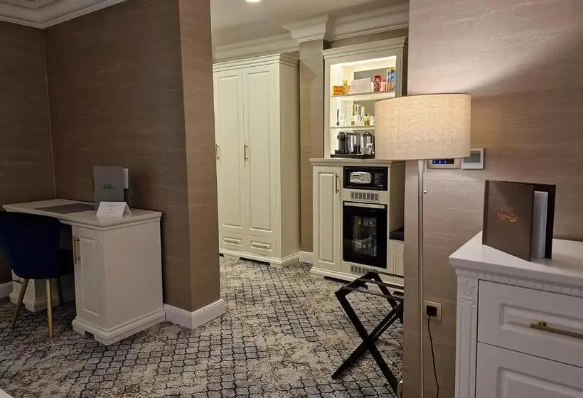 ロイヤルルーム, Boutique Hotel Bora & Villas Garamm