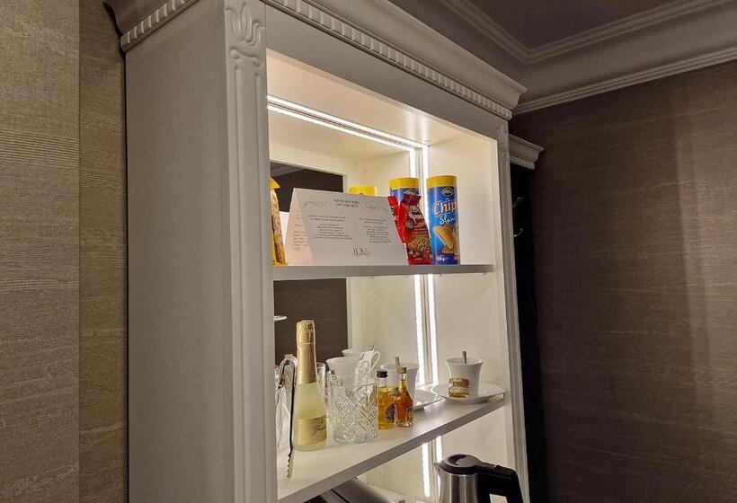 غرفة ملكية, Boutique Hotel Bora & Villas Garamm