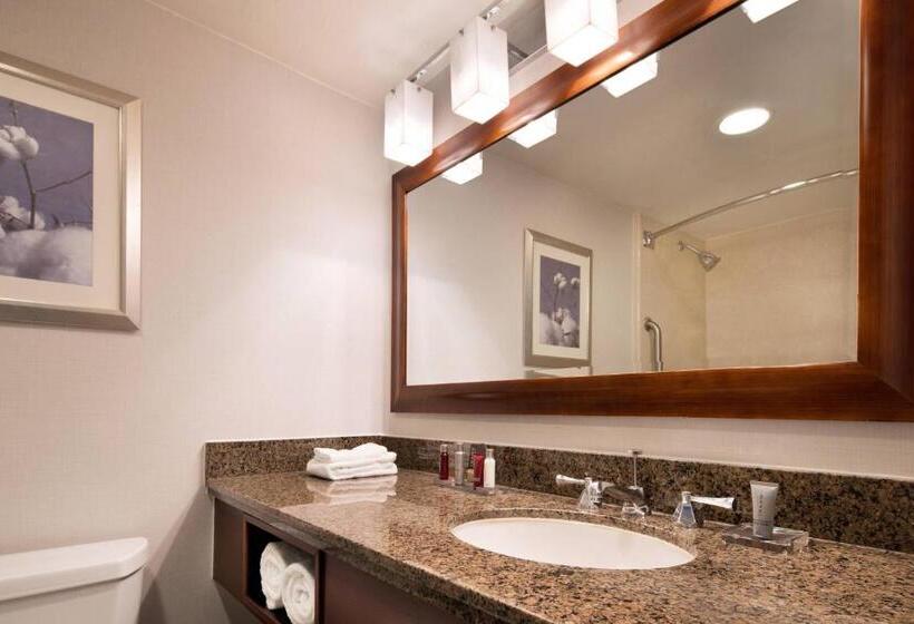 חדר סטנדרט עם מיטת קינג, Bakersfield Marriott At The Convention Center