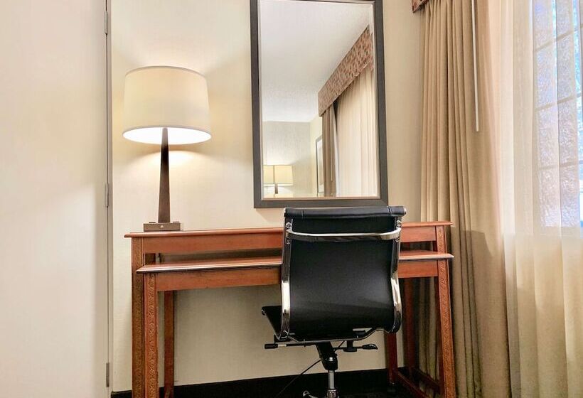 جناح لذوى الاحتياجات الخاصة, Best Western Springfield