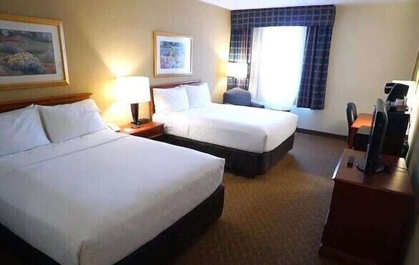 Номер Стандарт 2 Двуспальные Кровати, Clarion Inn Frederick Event Center