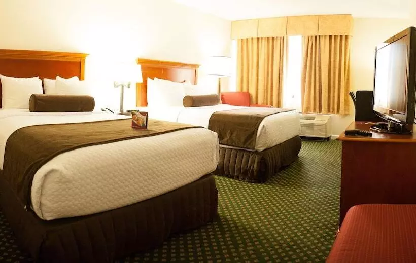 ２ダブルベッドのスタンダードルーム, Crowne Plaza Hotel Hickory, An Ihg