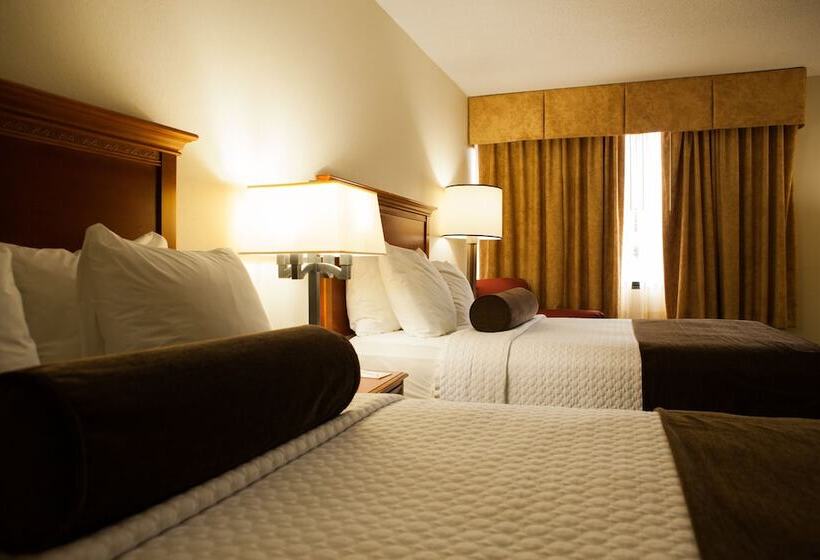 غرفه قياسيه سريرين مزدوجين, Crowne Plaza Hotel Hickory, An Ihg