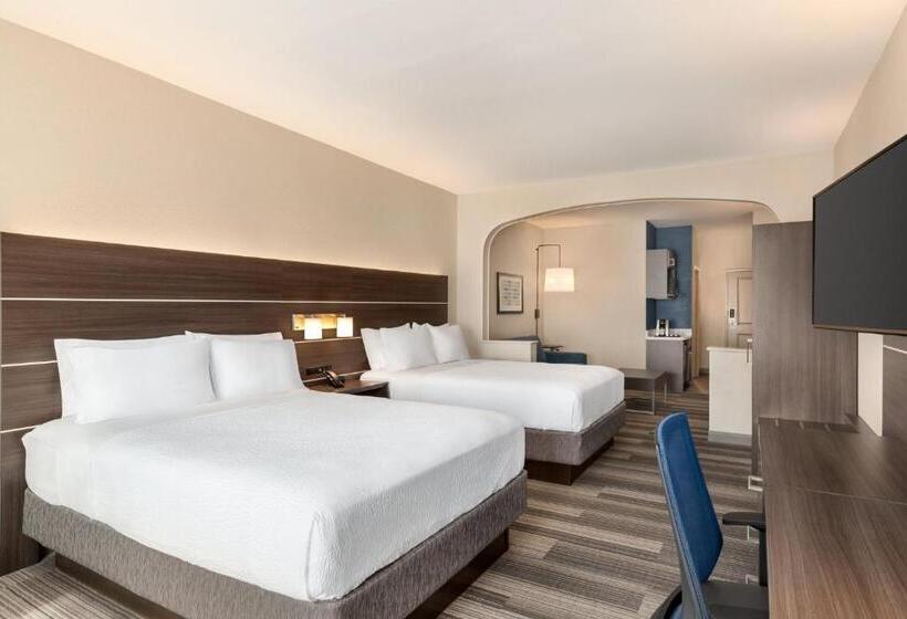 장애인을 위한 스위트, Holiday Inn Express & Suites Denver Airport, An Ihg