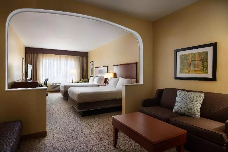 سوئیت با تخت بزرگ, Holiday Inn Express & Suites Denver Airport, An Ihg