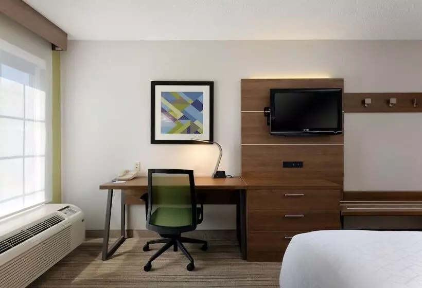 身障者適用スイートルーム, Holiday Inn Express & Suites Milton East I 10, An Ihg