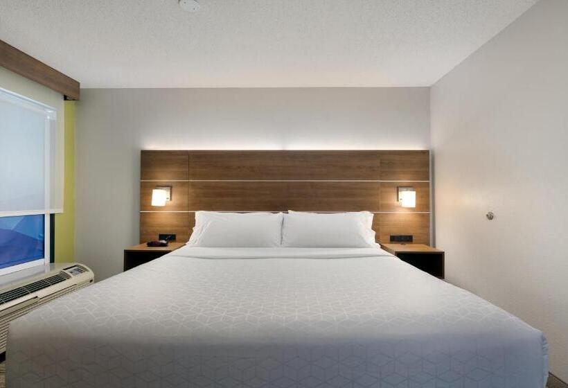 מיטת קינג בסוויטה, Holiday Inn Express & Suites Milton East I 10, An Ihg
