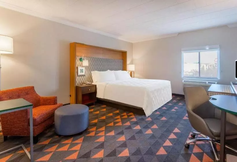 キングサイズベッドのスタンダードルーム, Holiday Inn Philadelphia South Swedesboro, An Ihg