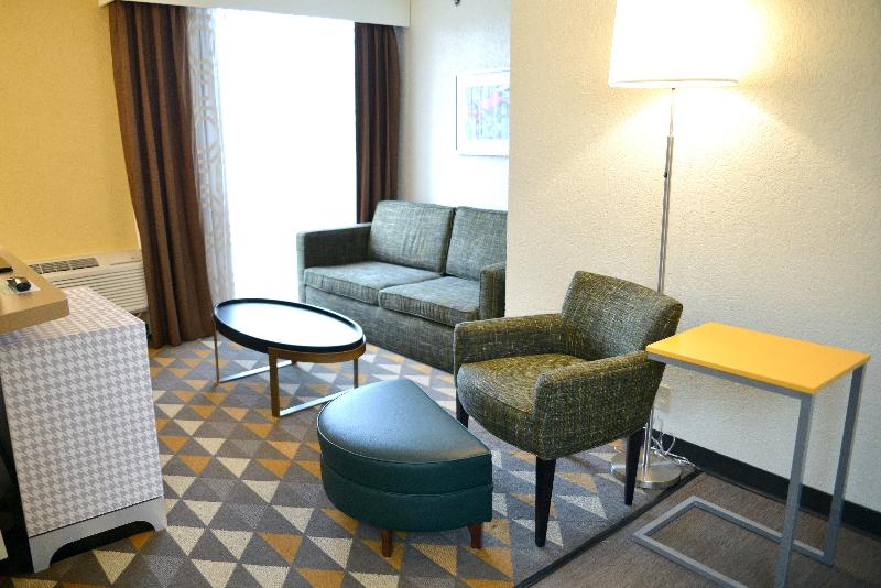 带大床的套房, Holiday Inn Portland  I 5 S Wilsonville, An Ihg