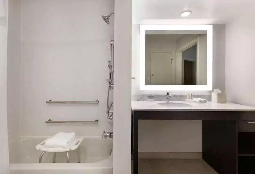 سوئیت برای معلولان, Homewood Suites By Hilton St. Petersburg Clearwater