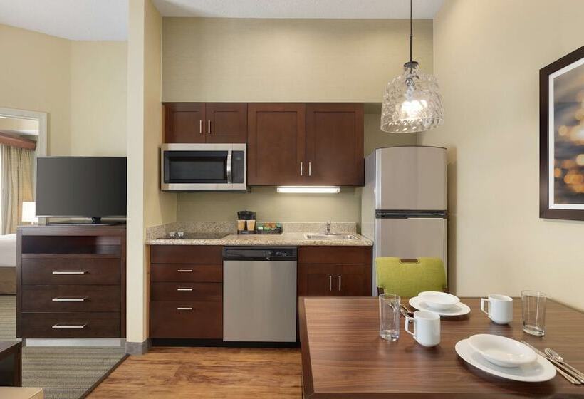 جناح لذوى الاحتياجات الخاصة, Homewood Suites By Hilton St. Petersburg Clearwater