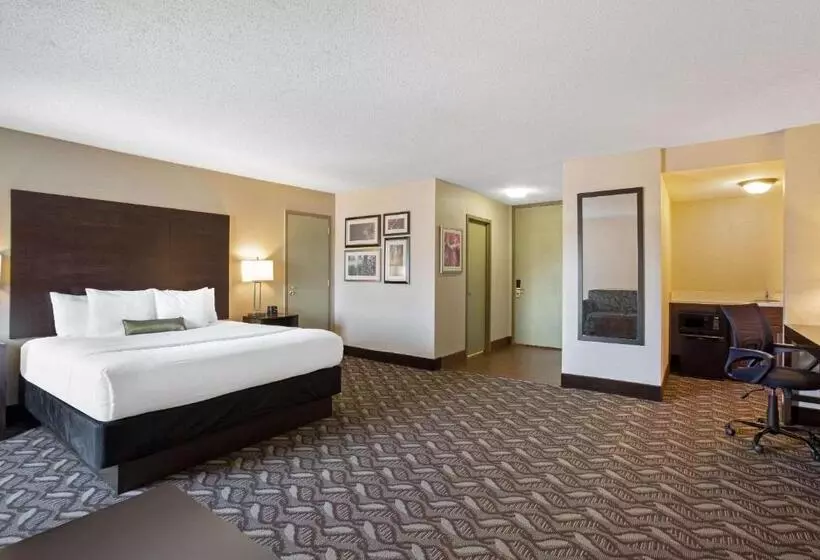 キングサイズベッドのエクゼクティブルーム, La Quinta By Wyndham Springfield