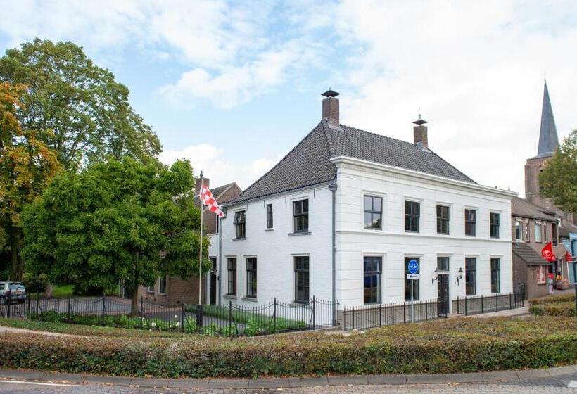 اتاق لوکس, Logement 1818