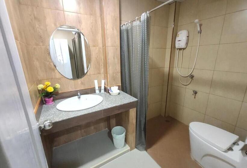 高品质的四人房间, Sk Resort Pattaya