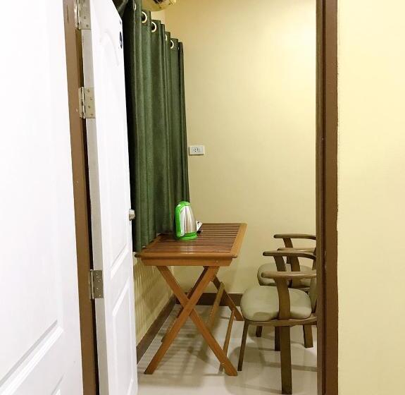 高品质的四人房间, Sk Resort Pattaya