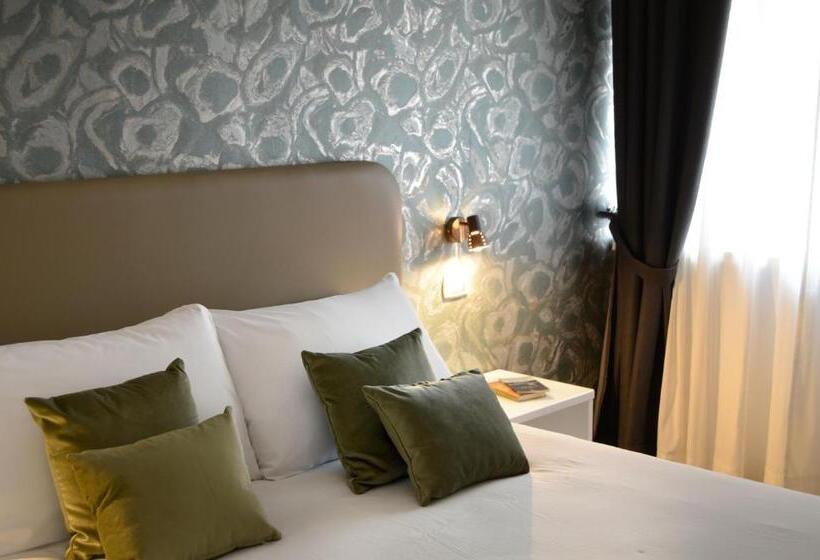 اتاق لوکس, Napoliseason Rooms And Breakfast