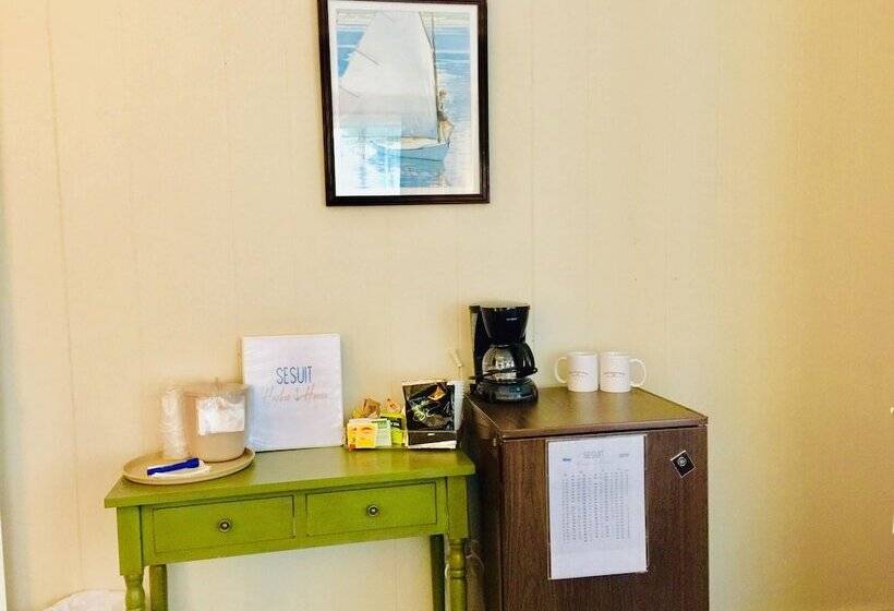 デラックスルーム, Sesuit Harbor House