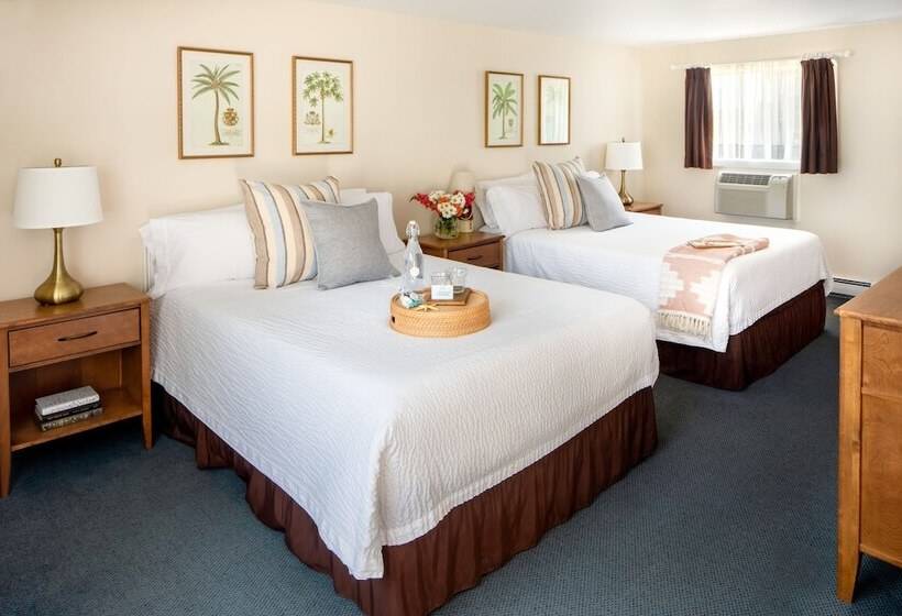 デラックススタジオ, Sesuit Harbor House