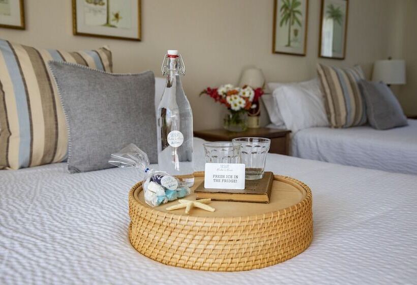 デラックスルーム, Sesuit Harbor House