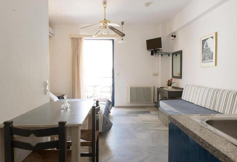 スタンダードスタジオ, Emilia Hotel Apartments