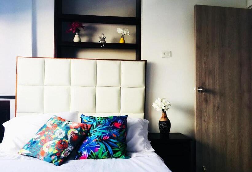 חדר סטנדרט חדר אמבטיה משותף, San Jacinto Hostel