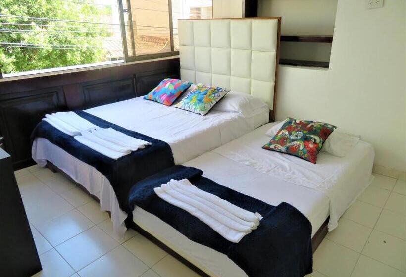 חדר סטנדרט חדר אמבטיה משותף, San Jacinto Hostel