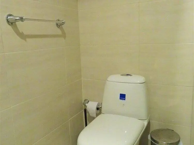تختخواب در اتاق مشترک, San Jacinto Hostel