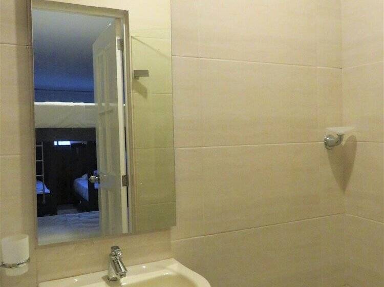 מיטה בחדר משותף, San Jacinto Hostel