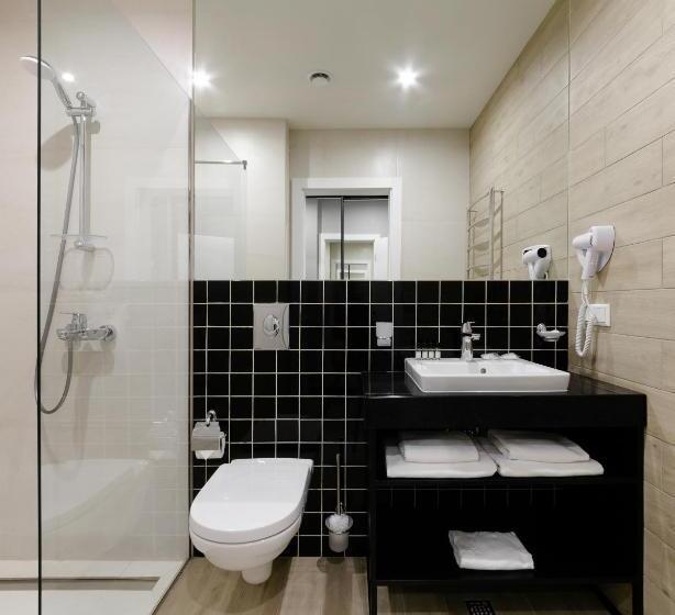 استودیوی پریمیوم, Hvoya Apart Hotel & Spa