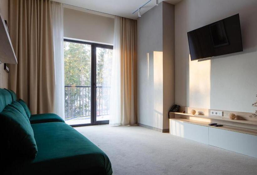 سوییت, Hvoya Apart Hotel & Spa