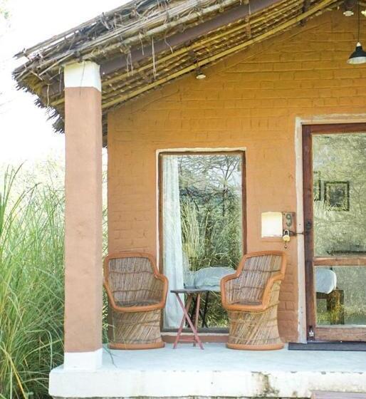 غرفة ديلوكس, Camp Land S End