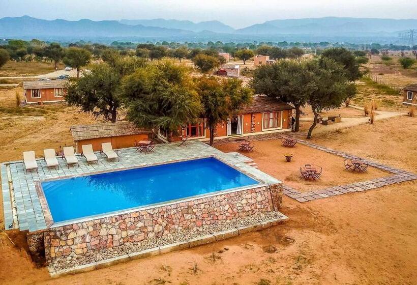 غرفة ديلوكس, Camp Land S End