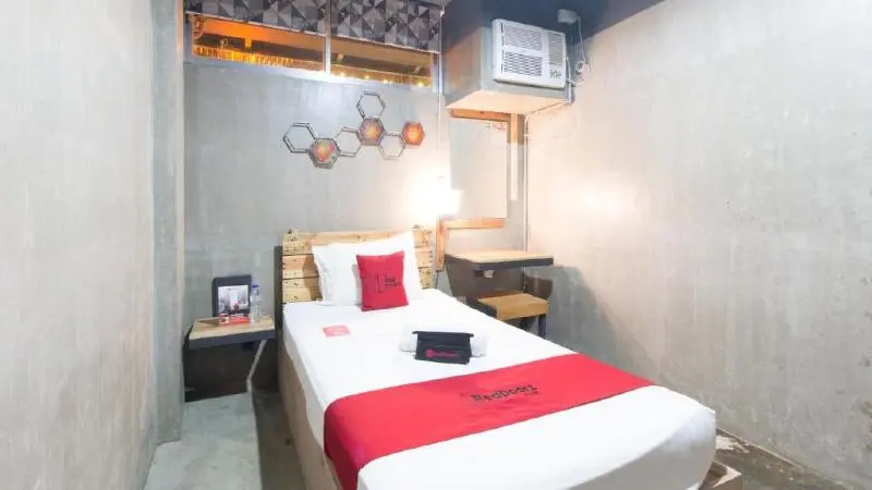 スタンダードシングルルーム, Reddoorz Plus @ Taft North Mandurriao