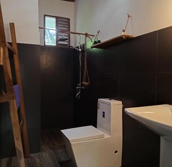 带阳台的豪华间, Voulez Vous, Managed By Dikwella Beach