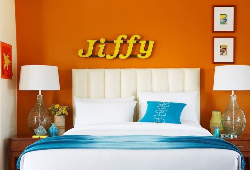 חדר דלוקס, Del Sol