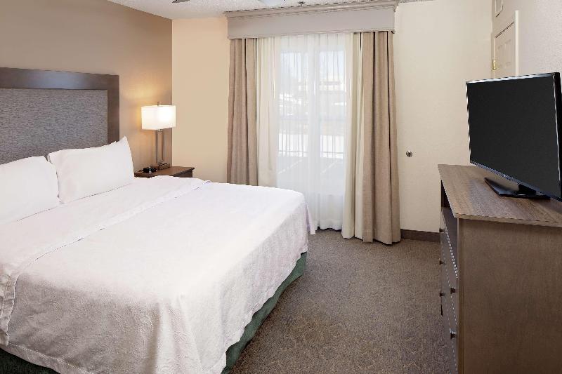 מיטת קינג בסוויטה, Homewood Suites By Hilton Hartford Farmington