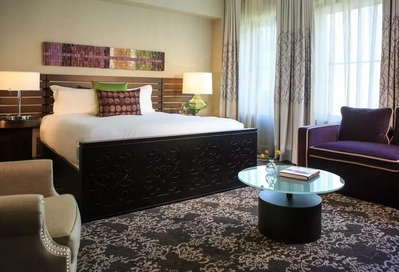 Premium Room City View, Kimpton Hotel Vintage Seattle, An Ihg