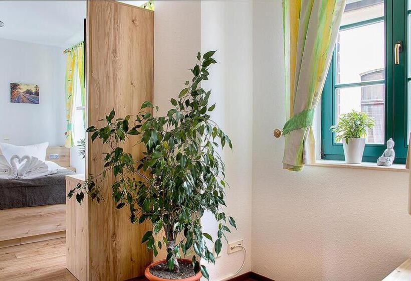 جناح جونيور, Gasthof Mühle