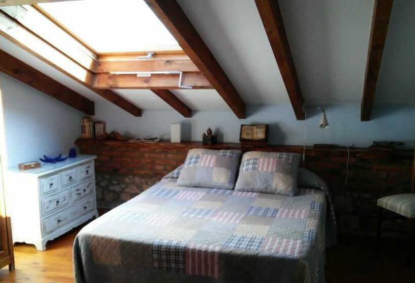 スタンダードトリプルルーム, Posada La Llosa De Somo
