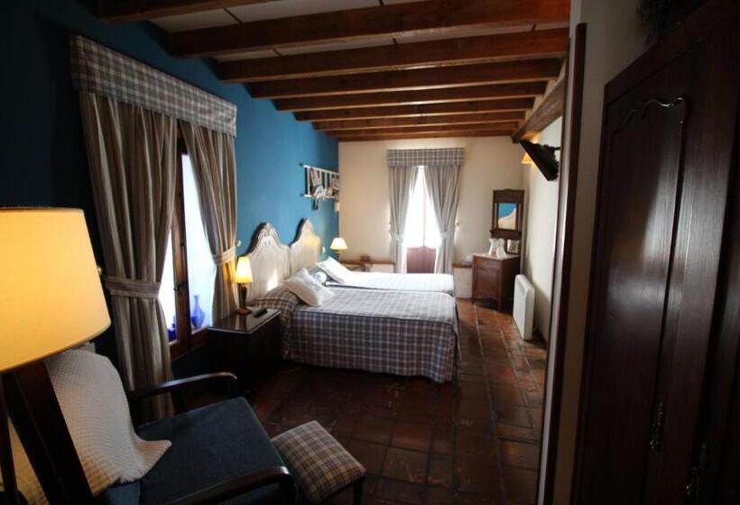 标准间, Posada La Llosa De Somo